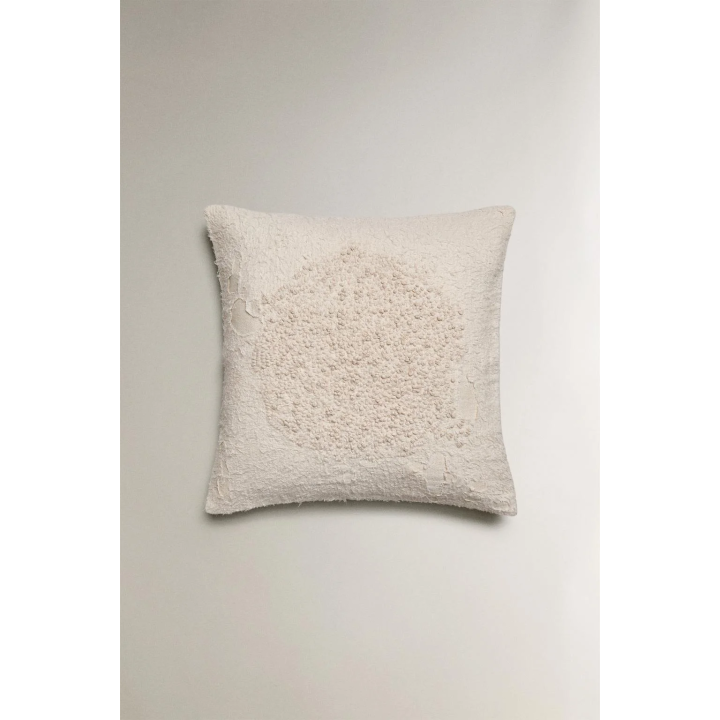 Наволочка с вышивкой