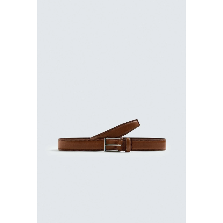 КОЖАНЫЙ РЕМЕНЬ С ДЕКОРАТИВНОЙ СТРОЧКОЙ