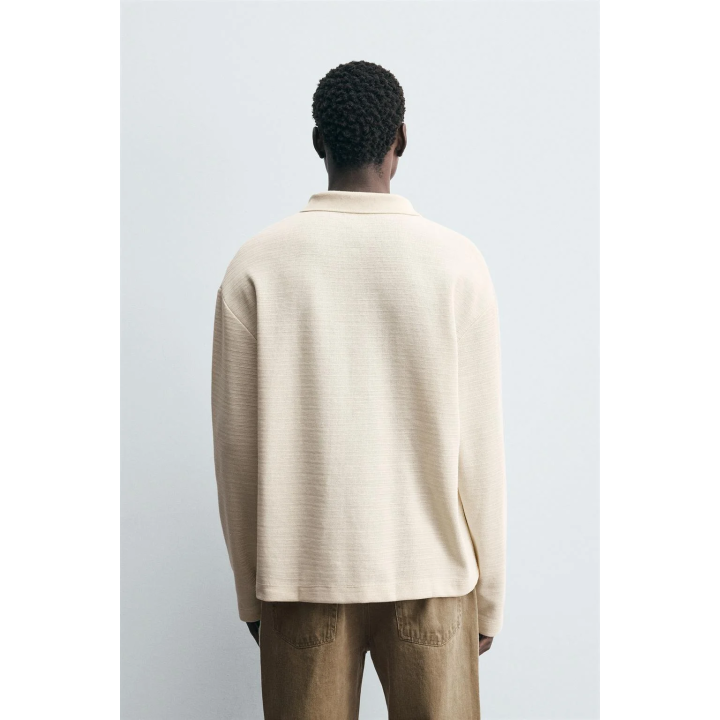 ПОЛО С ТЕКСТУРОЙ И ШНУРКОМ