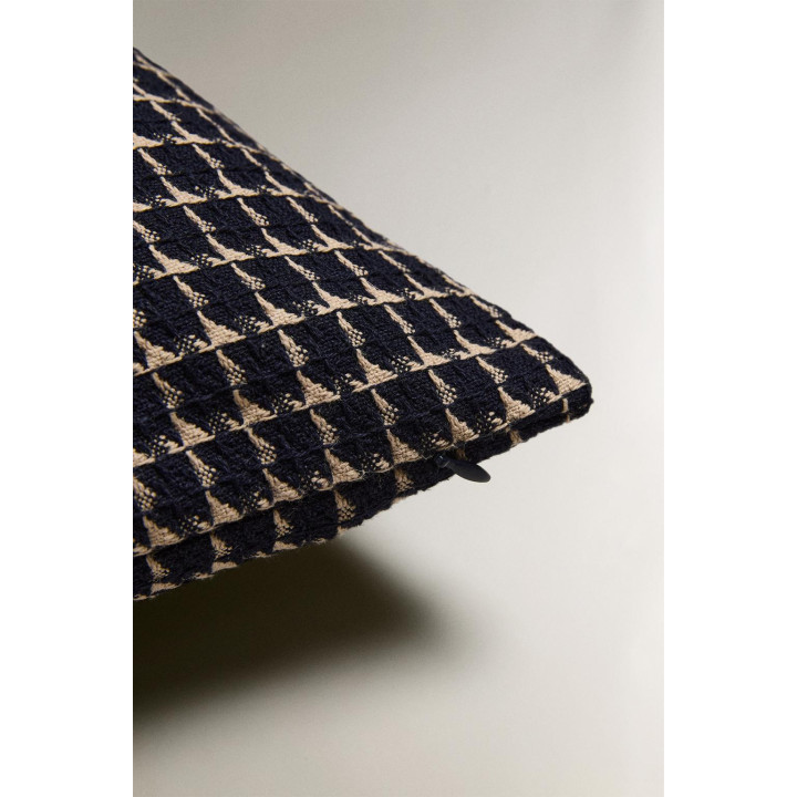 Обивка подушки с текстурой