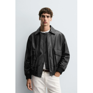 КОЖАНАЯ КУРТКА С КАРМАНАМИ