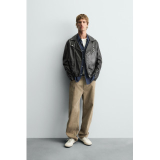 КОЖАНАЯ КУРТКА В БАЙКЕРСКОМ СТИЛЕ