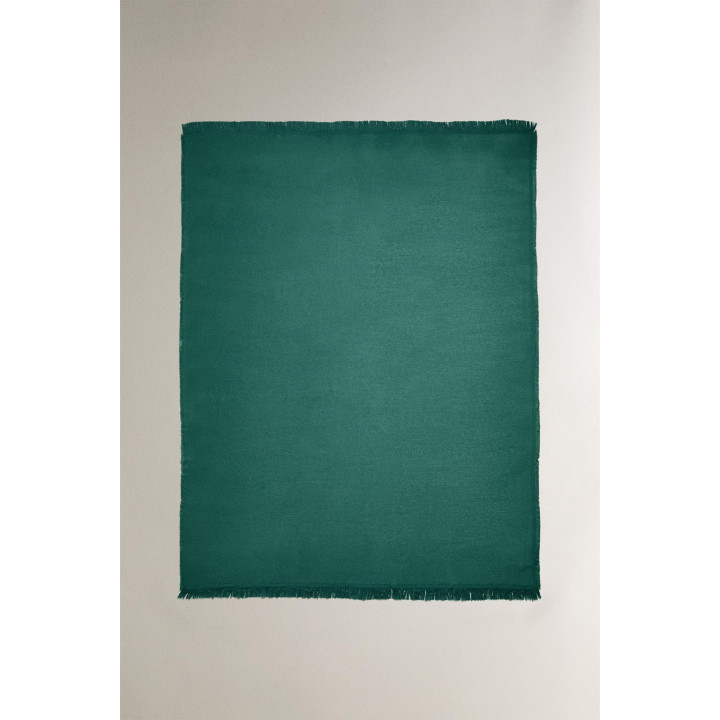 Плед с кисточками