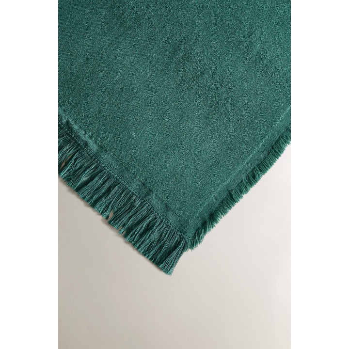 Плед с кисточками