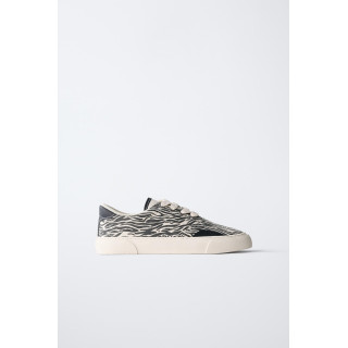 КЕДЫ С АНИМАЛИСТИЧЕСКИМ ПРИНТОМ