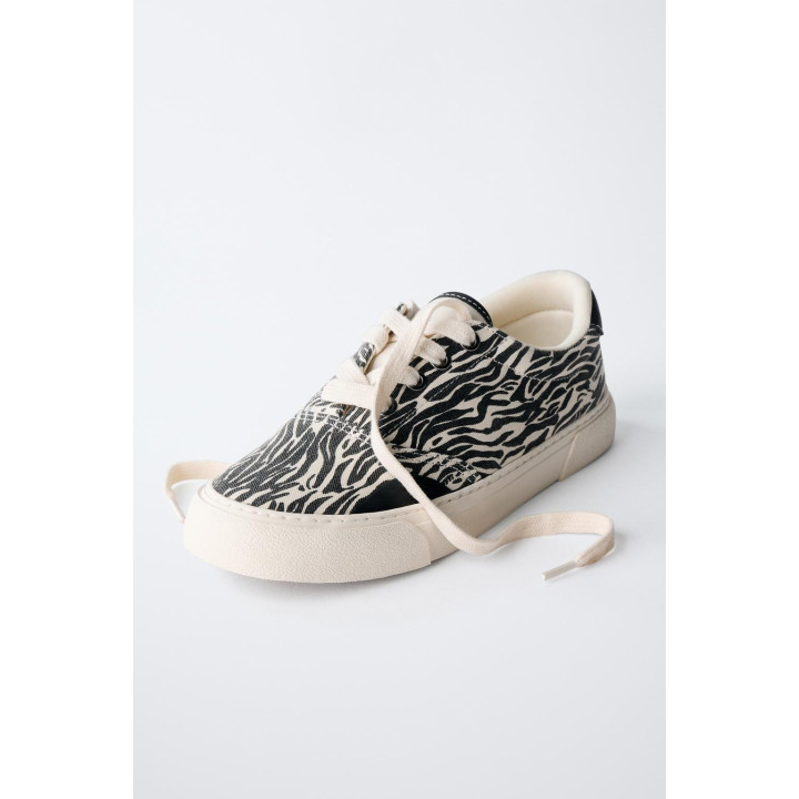 КЕДЫ С АНИМАЛИСТИЧЕСКИМ ПРИНТОМ