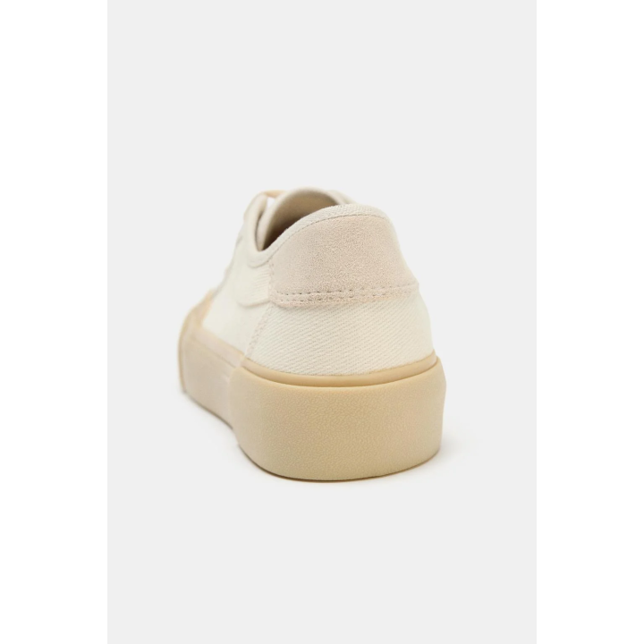 Тканевые кроссовки