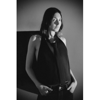 ТОП-ЖИЛЕТ СО СЪЕМНЫМ ГАЛСТУКОМ