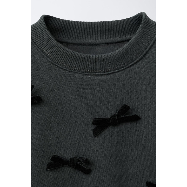 ТОЛСТОВКА С БАНТАМИ ИЗ ВЕЛЬВЕТА