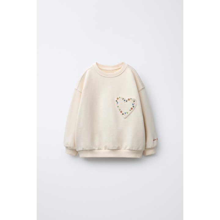 ТОЛСТОВКА С КАРМАНОМ «СЕРДЦЕ»