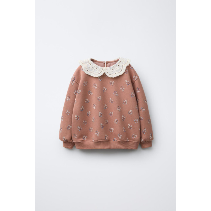 ТОЛСТОВКА С ЦВЕТОЧНЫМ ПРИНТОМ И ВЫШИТЫМ ВОРОТНИКОМ