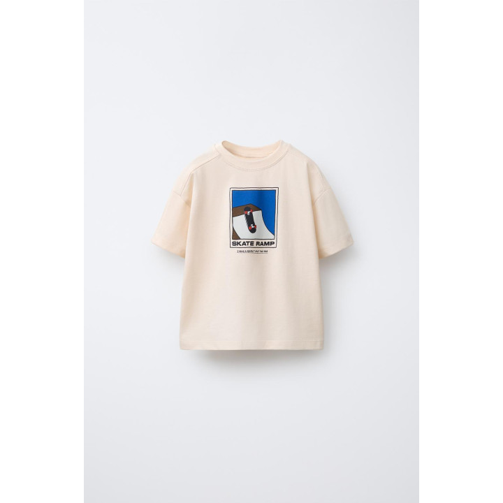 Футболка со скейтбордом