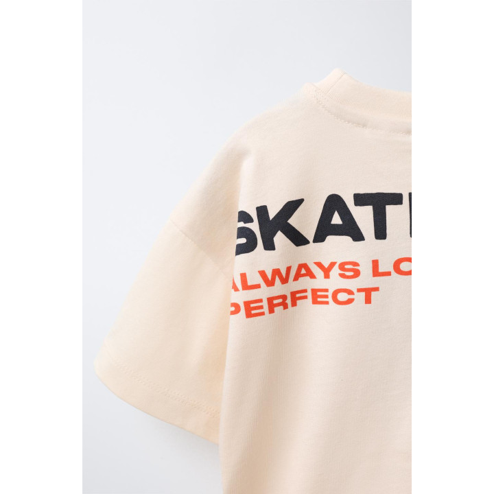 Футболка со скейтбордом