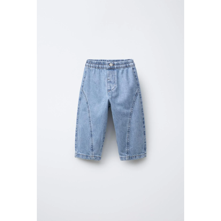 ДЖИНСЫ СВОБОДНОГО КРОЯ С ДЕКОРАТИВНЫМИ ШВАМИ