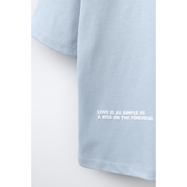 ФУТБОЛКА С РЕЛЬЕФНЫМ ПРИНТОМ