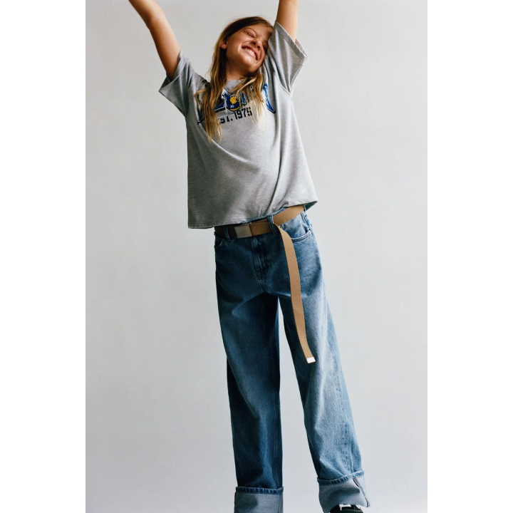 ФУТБОЛКА С ВЫШИТОЙ НАДПИСЬЮ