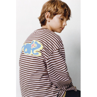 МАЙКА В ПОЛОСКУ С ВЫШИТОЙ НАДПИСЬЮ