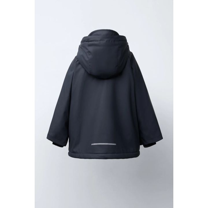 Куртка с водоотталкивающей тканью