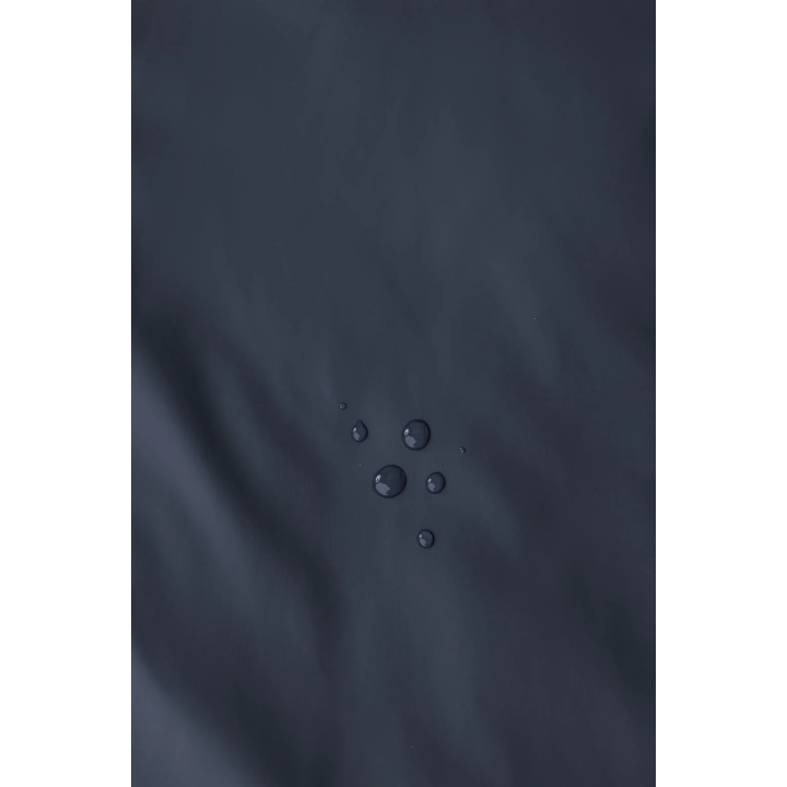 Куртка с водоотталкивающей тканью