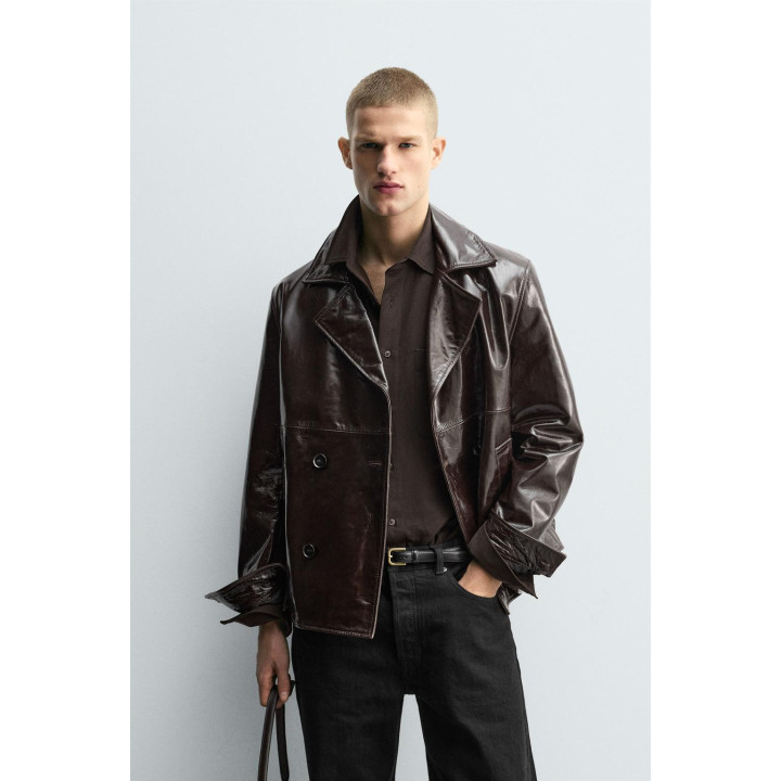 Мерцающий кожаный пиджак