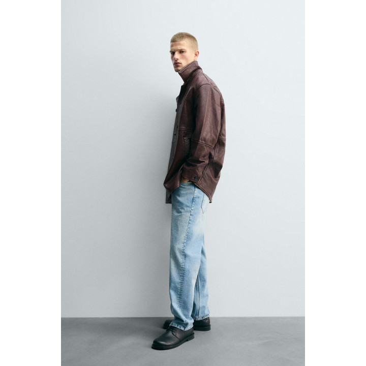 КОЖАНАЯ КУРТКА С ТЕКСТУРОЙ