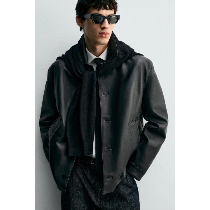 КОЖАНАЯ КУРТКА