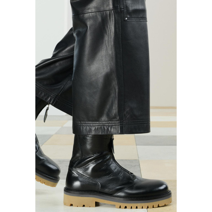 Кожаные брюки