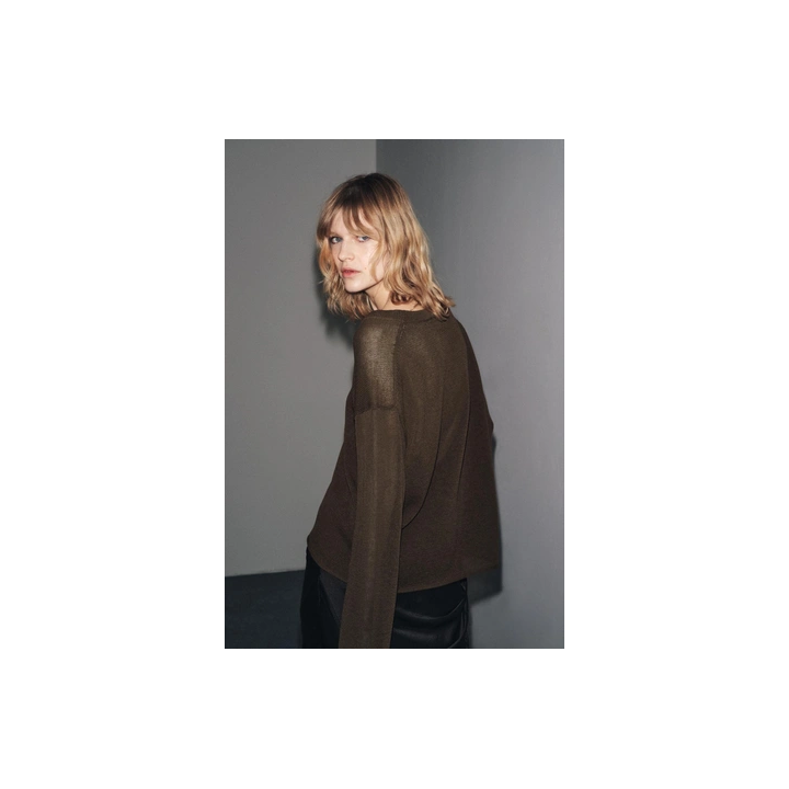 ВЯЗАНЫЙ ДЖЕМПЕР В СТИЛЕ РУСТИК