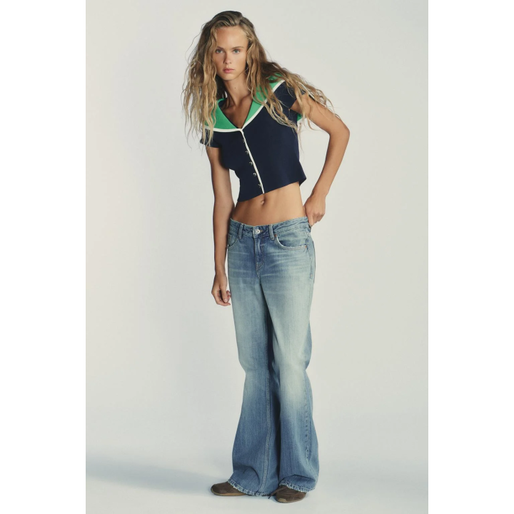 КАРДИГАН С КОРОТКИМИ РУКАВАМИ И КОНТРАСТНЫМ ВОРОТНИКОМ