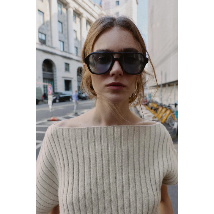 АСИММЕТРИЧНЫЙ ТОП ИЗ ШЕРСТИ С ПОЯСОМ