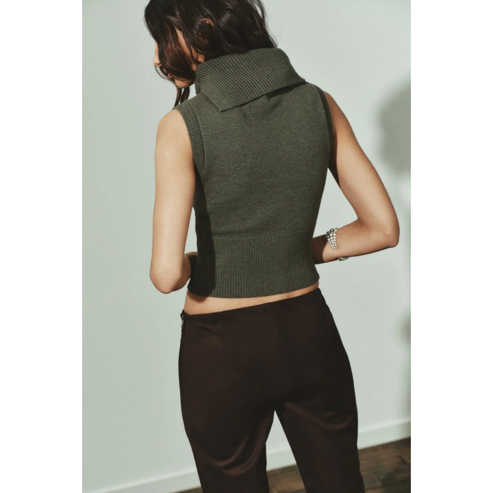 Топ с лацканами