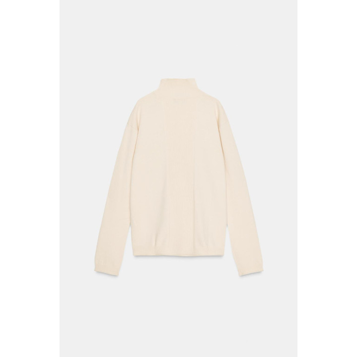 ДЖЕМПЕР ОВЕРСАЙЗ ИЗ ТРИКОТАЖА