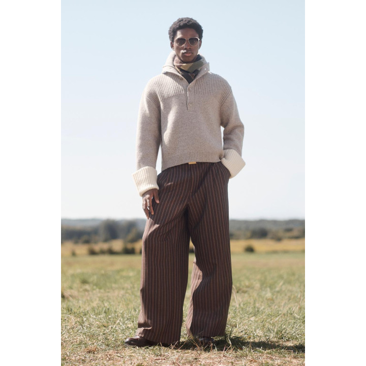 Свитер limited edition с воротником на пуговицах из шерсти