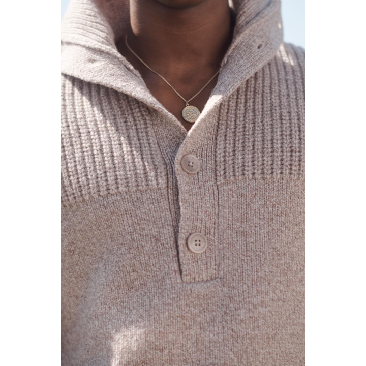 Свитер limited edition с воротником на пуговицах из шерсти