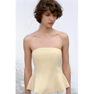 ТОП С БАСКОЙ И ОТКРЫТЫМИ ПЛЕЧАМИ