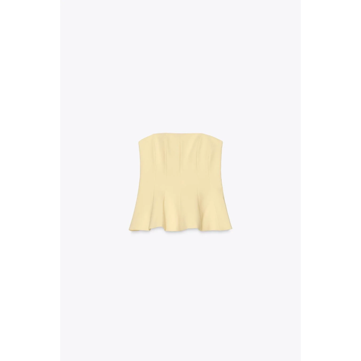 ТОП С БАСКОЙ И ОТКРЫТЫМИ ПЛЕЧАМИ