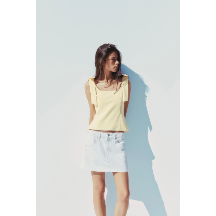 ТОП ИЗ ЭЛАСТИЧНОЙ ТАКНИ С БАНТАМИ