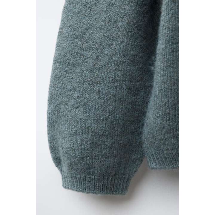 ТРИКОТАЖНЫЙ ДЖЕМПЕР С ВОРОТНИКОМ ПОЛО