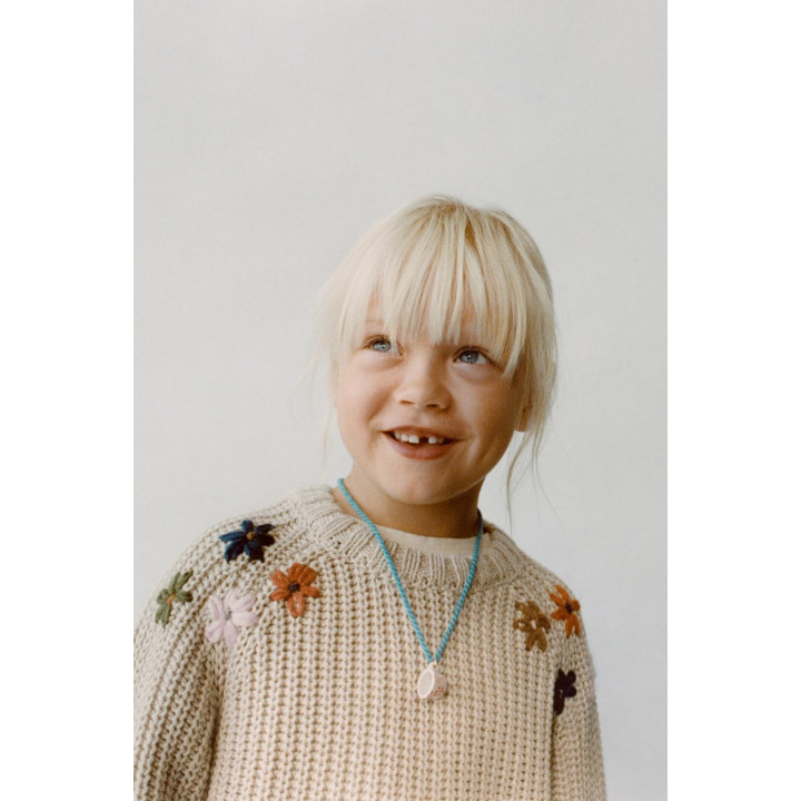 СВИТЕР С ВЫШИТЫМИ ЦВЕТАМИ