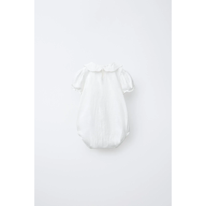 Боди с воротничком с вышивкой