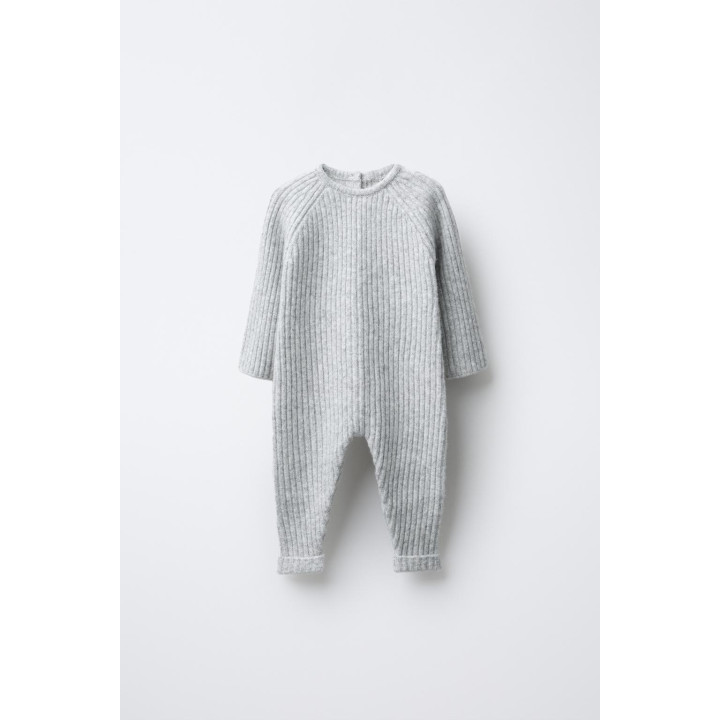 ВЯЗАНЫЙ КОМБИНЕЗОН В РУБЧИК