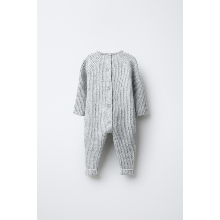 ВЯЗАНЫЙ КОМБИНЕЗОН В РУБЧИК