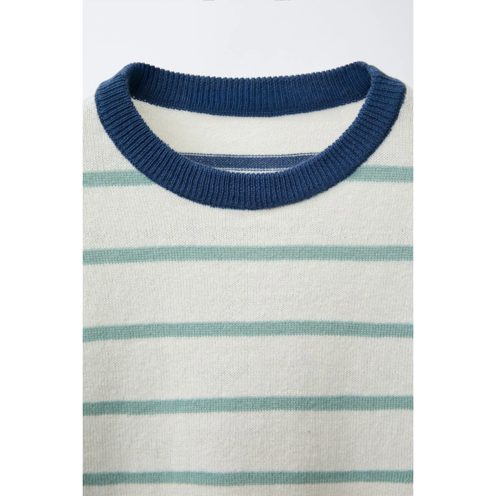 ТРИКОТАЖНАЯ ФУТБОЛКА В ПОЛОСКУ