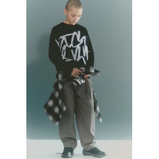 СВИТЕР С ПРИНТОМ «ГРАФФИТИ»