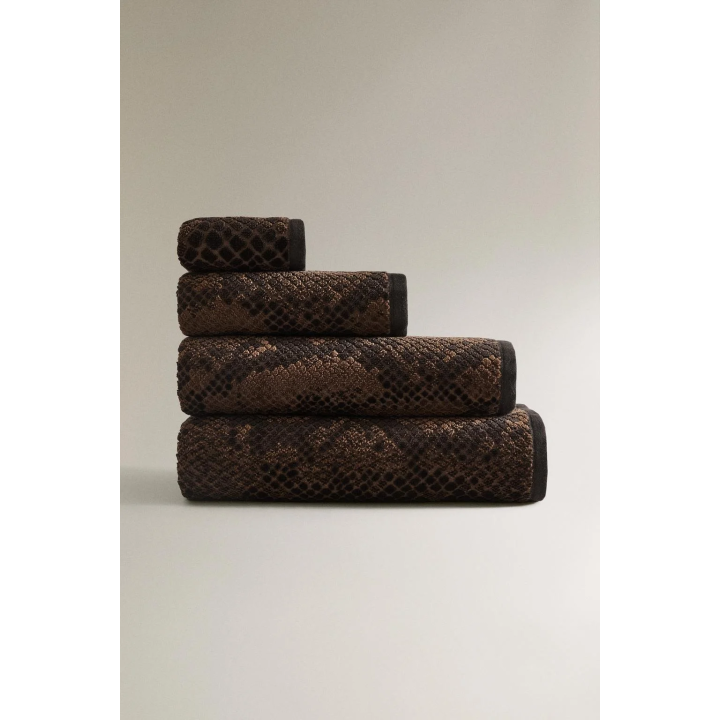 ANIMAL PRINT VELOUR BATH TOWEL