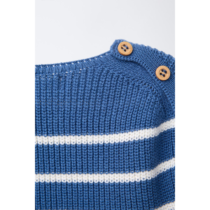 ВЯЗАНЫЙ ДЖЕМПЕР В ПОЛОСКУ