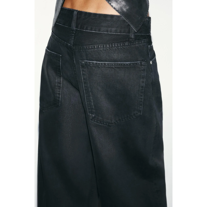 ДЖИНСЫ TRF СО СРЕДНЕЙ ПОСАДКОЙ И ОТВОРОТОМ НА ПОЯСЕ