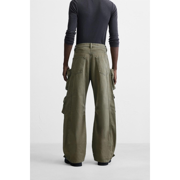 ДЖИНСОВЫЕ БРЮКИ КАРГО С КАРМАНАМИ