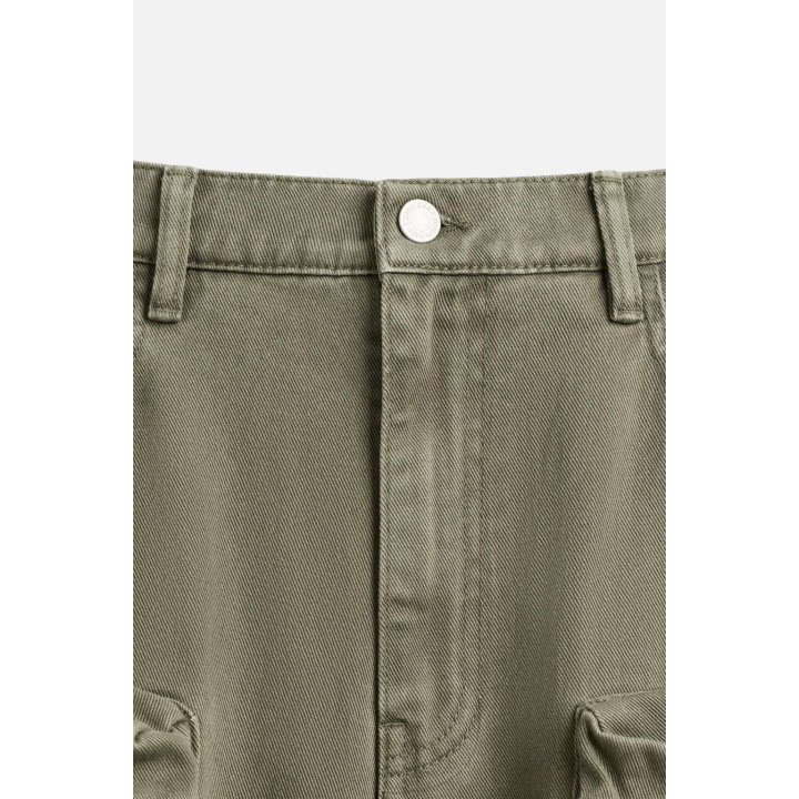 ДЖИНСОВЫЕ БРЮКИ КАРГО С КАРМАНАМИ