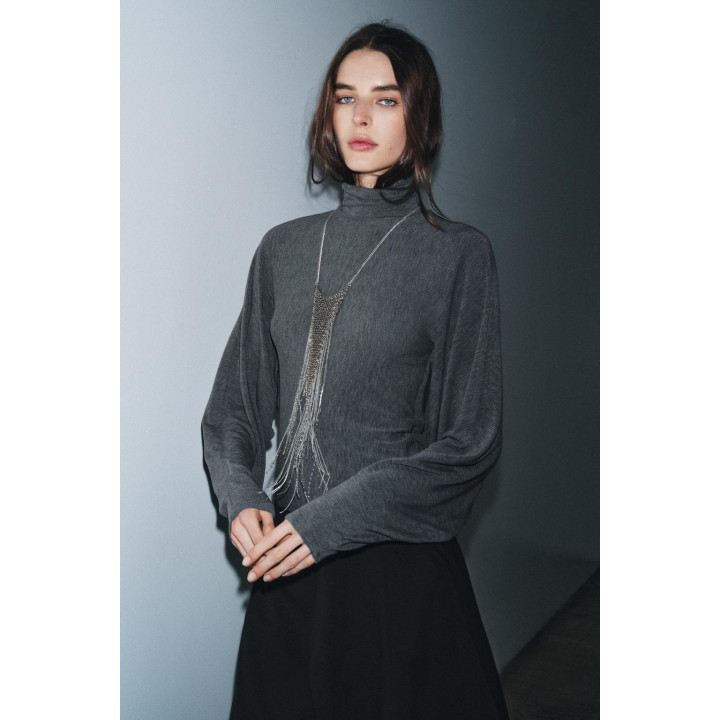 Водолазка с высоким воротником